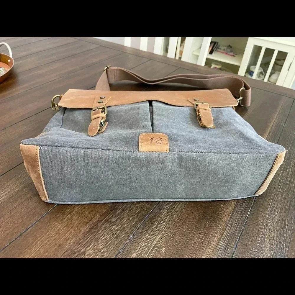 Woven canvas messenger bag